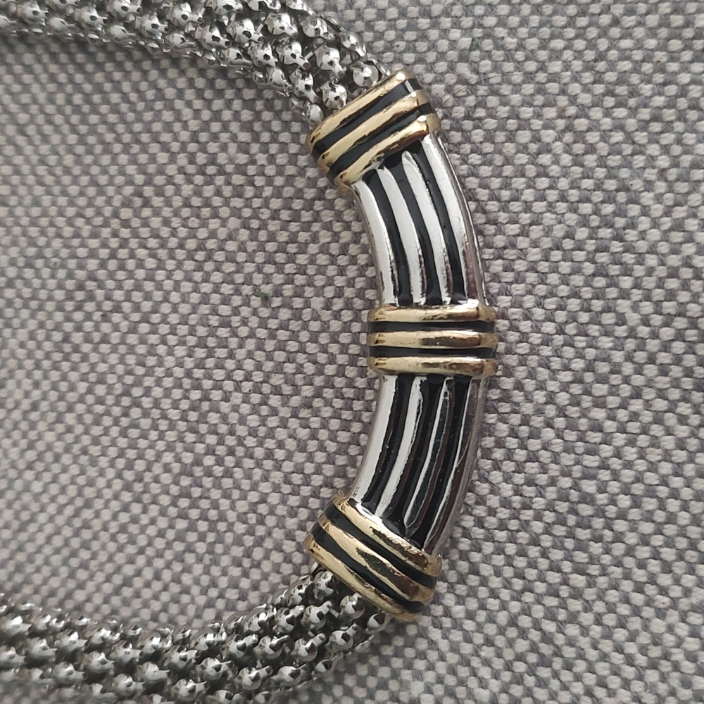 BIJOUX TERNER Chunky Silver Tone Necklace
